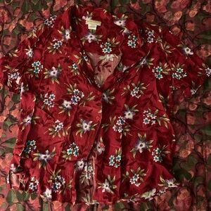 Tourist/floral women’s shirt